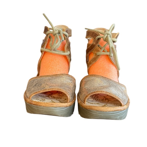 Fly London Gold Wedge Sandals with Lace-Up Design Women’s Size 7.5/8 EU 38 - Picture 4 of 8